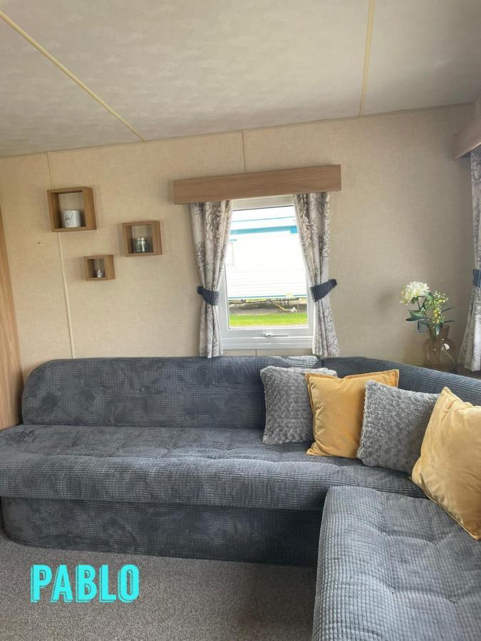 Towyn Six Berth En Suite Caravan Рил Экстерьер фото