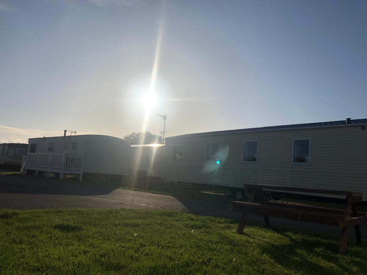 Towyn Six Berth En Suite Caravan Рил Экстерьер фото